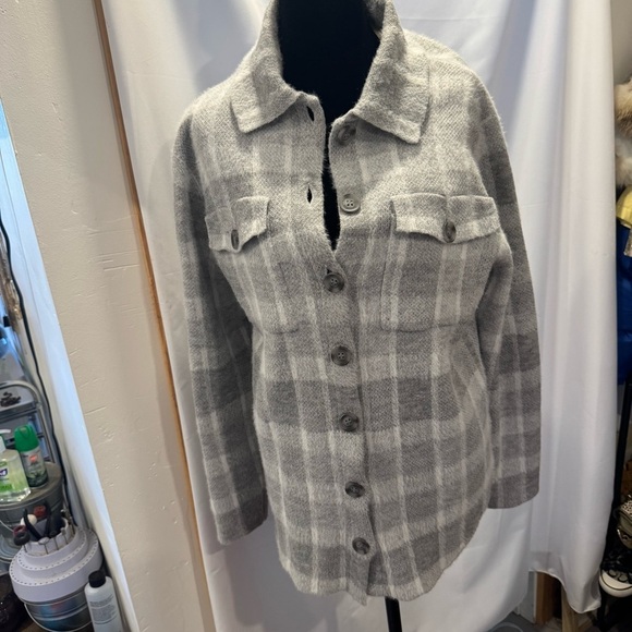 William Rast Women’s Grey And White Checked Long Sleeve Collared Cardigan Size M - Picture 1 of 6